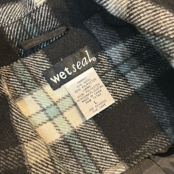 Wet Seal Vintage black and white plaid trench coat.
Size L. EUC - Picture 5 of 7